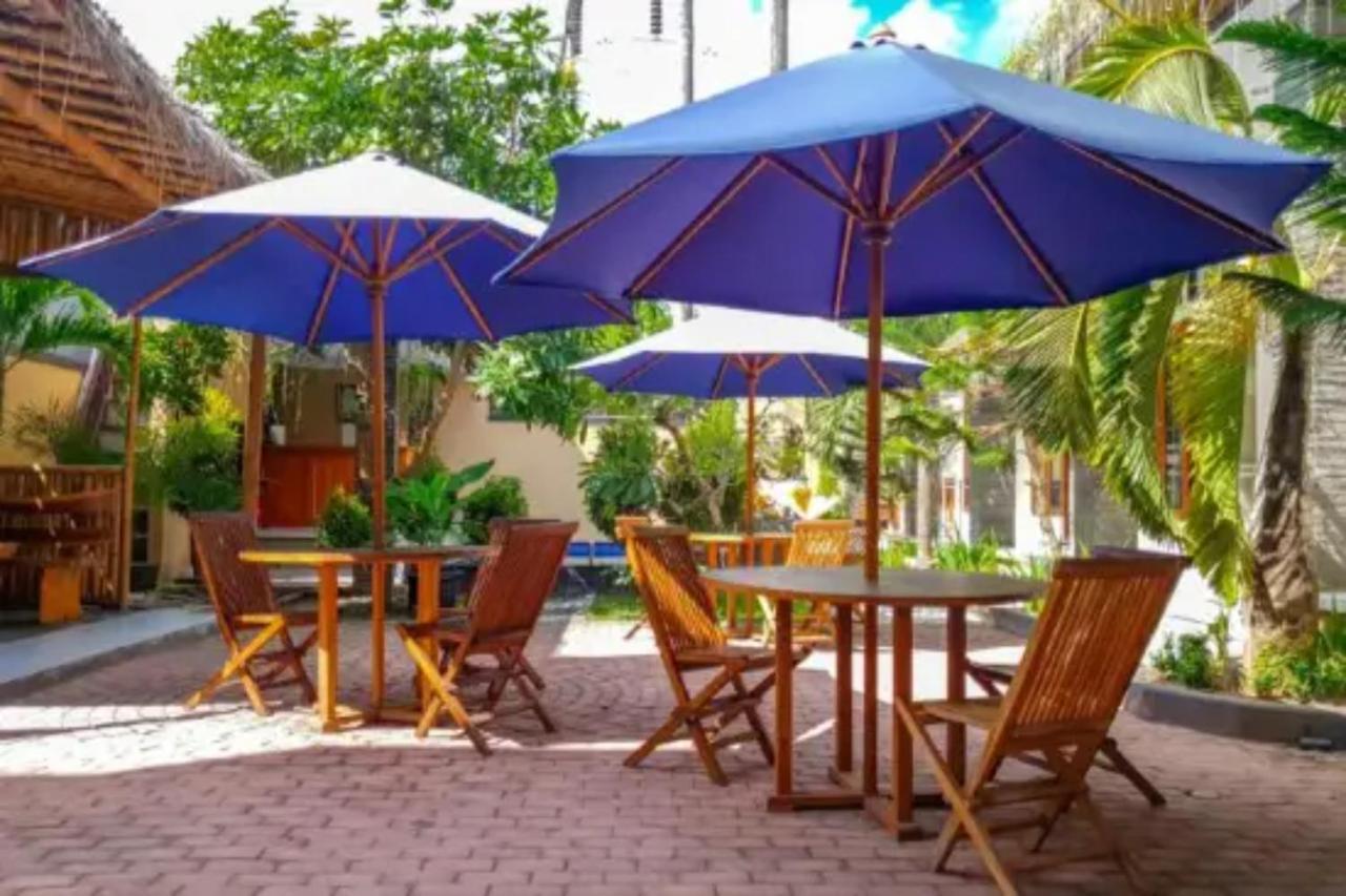 Oyo Flagship 91237 Ratu Guest House Kedunganan エクステリア 写真